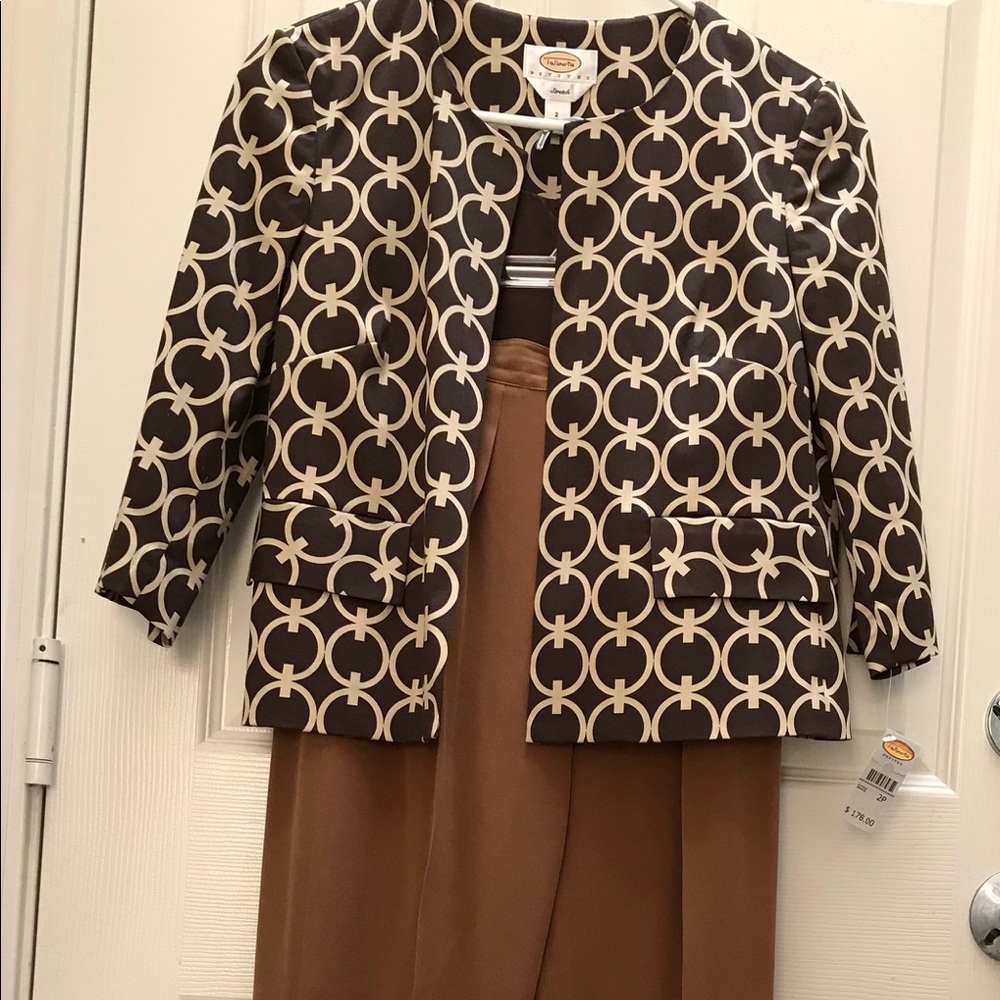 Women blazer and silk pants, petite size 2P